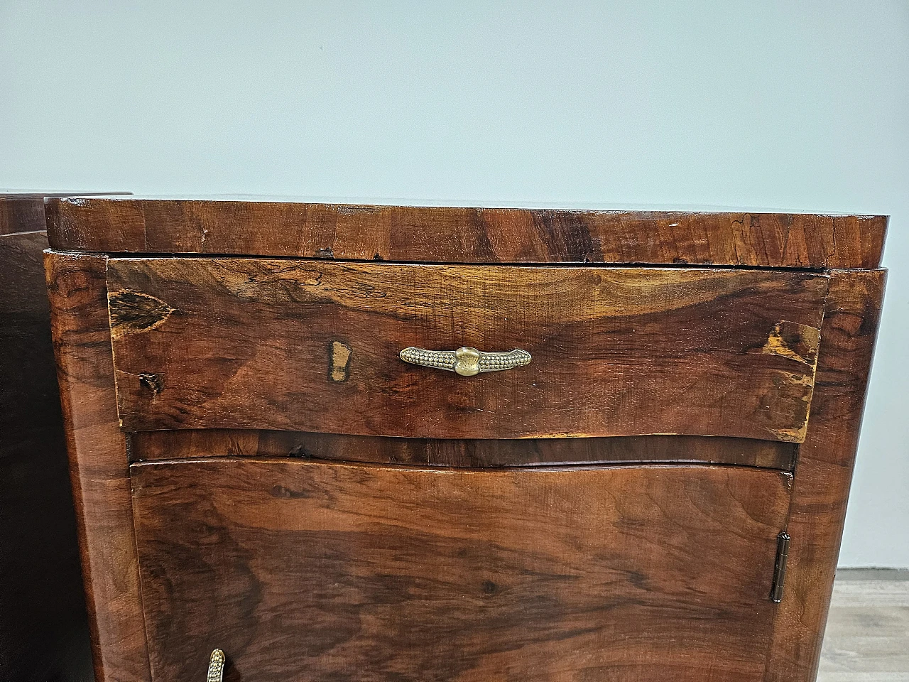 Art Deco mahogany burl nightstands 15