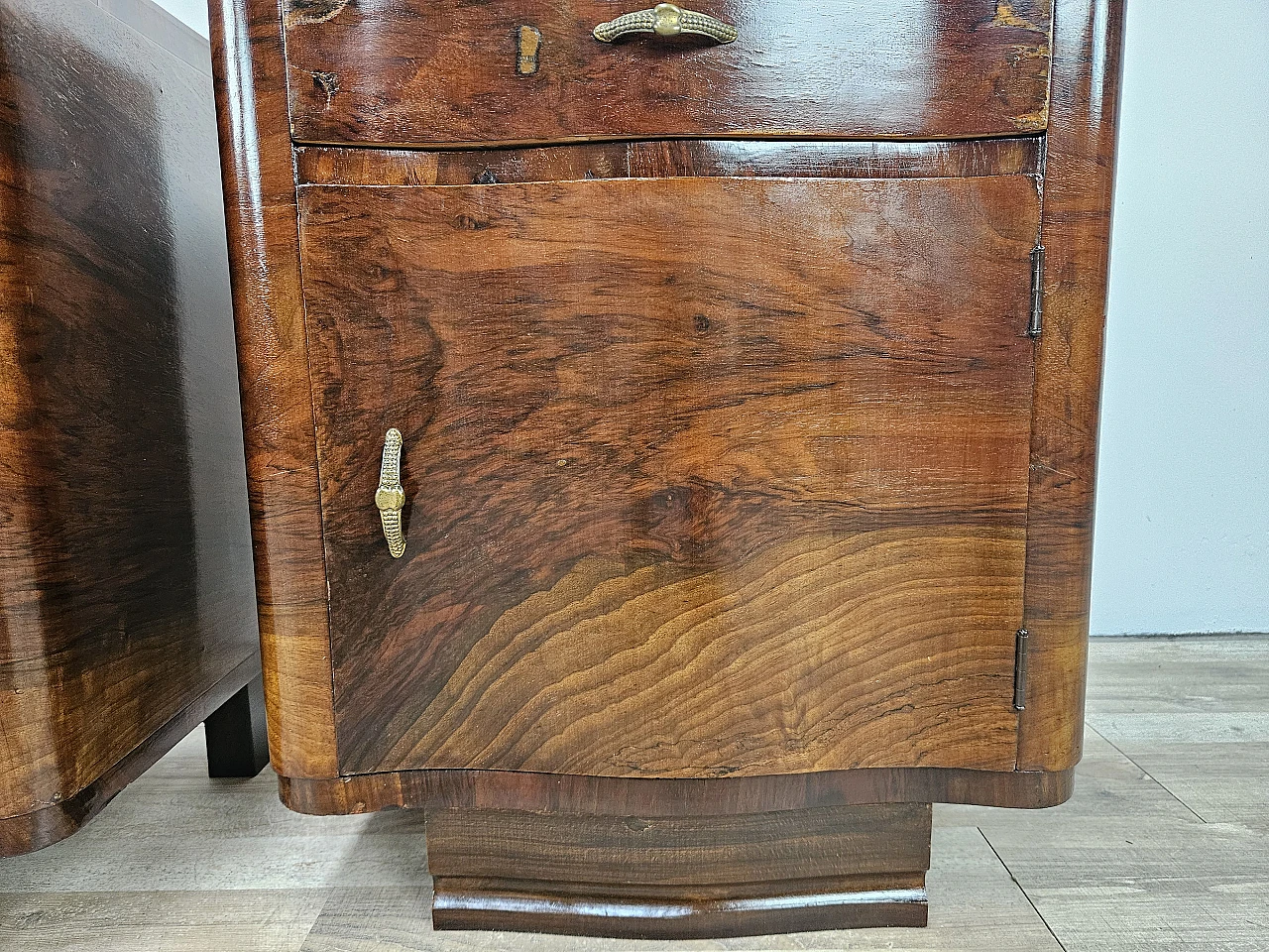 Art Deco mahogany burl nightstands 23