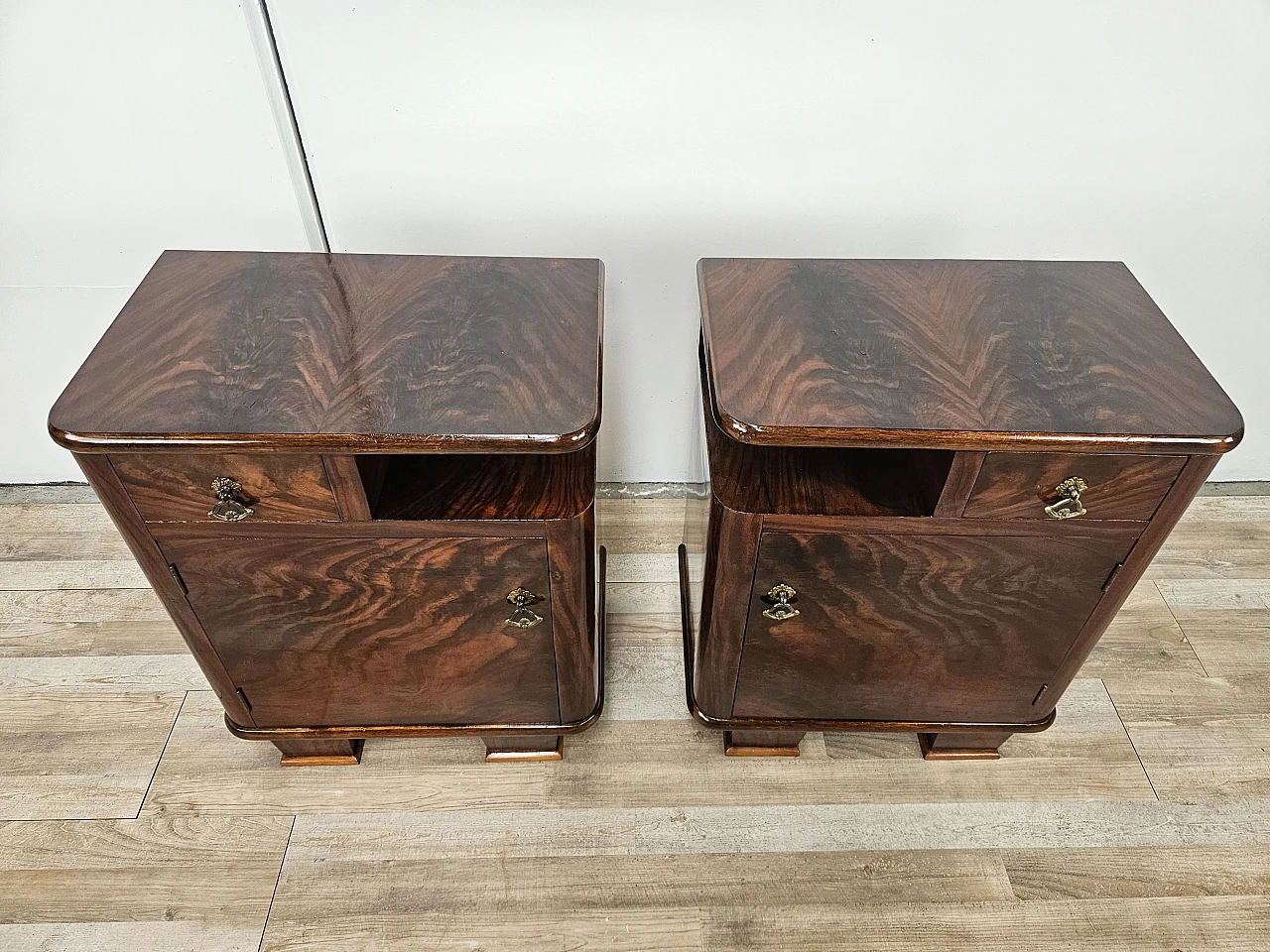 Pair of Art Deco bedside tables in briar with drawer 2