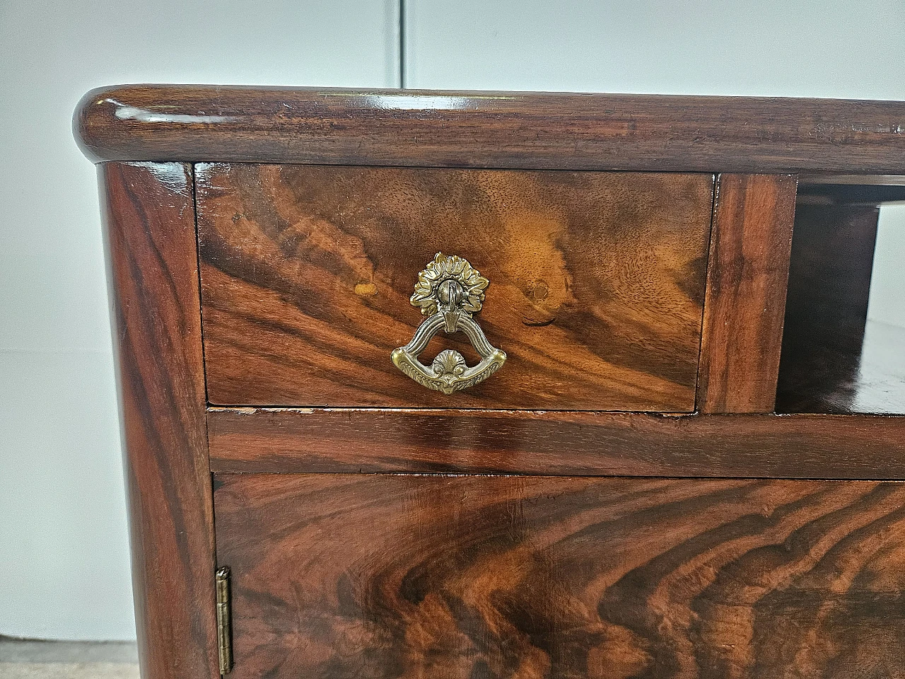 Pair of Art Deco bedside tables in briar with drawer 13