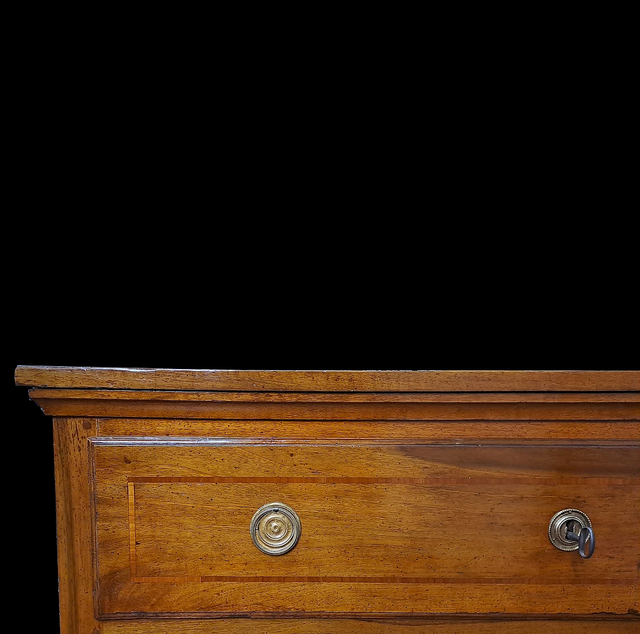 Solid walnut chest of drawers. Front with two drawers with lock 3