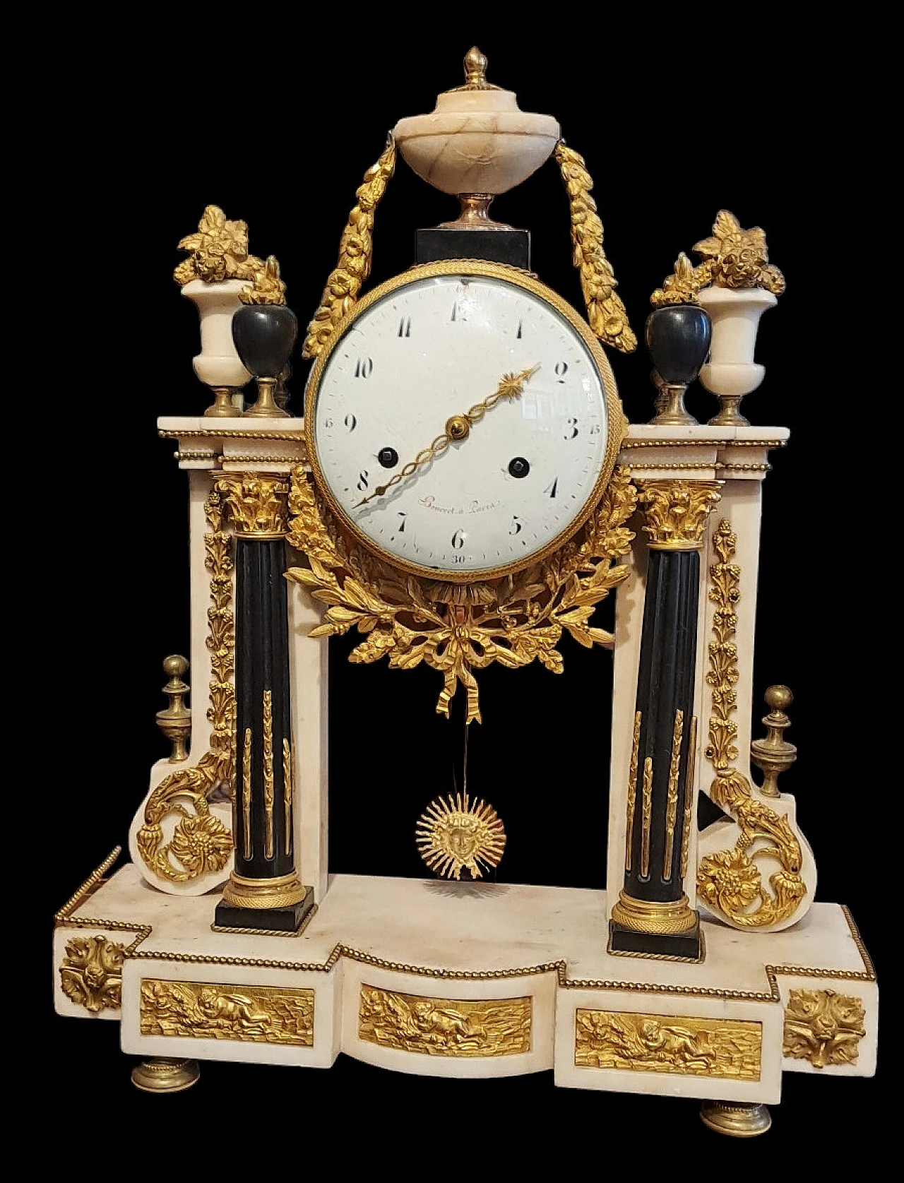 French pendulum clock in marble and gilded bronze, 18th century 7