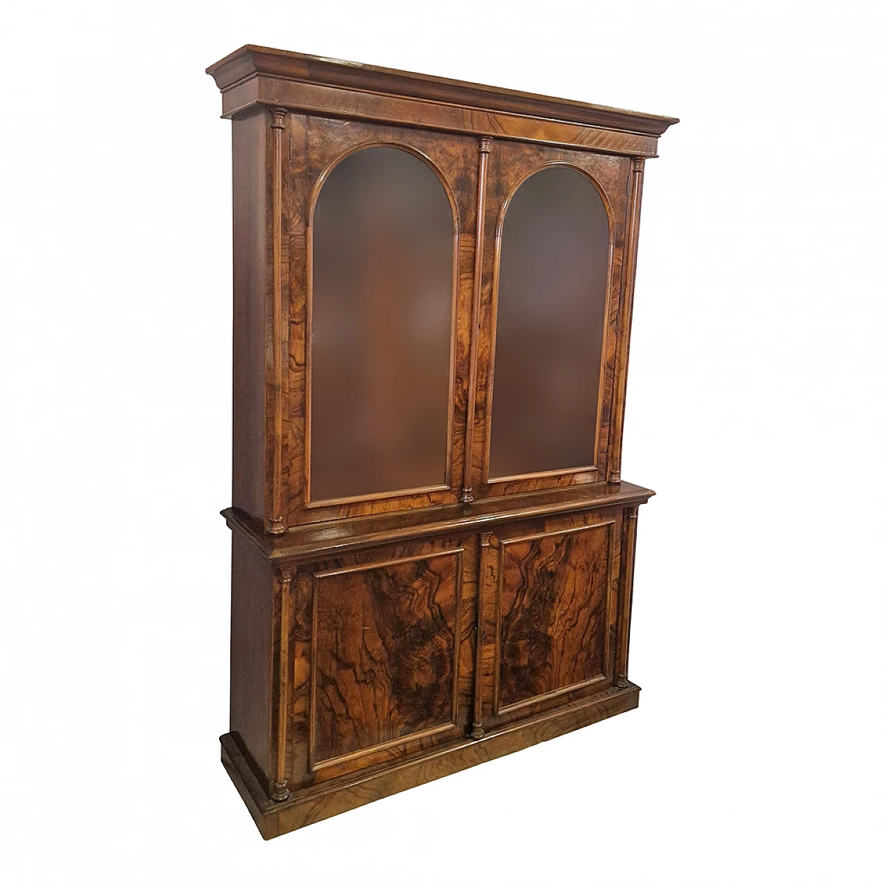 Double body Victorian display cabinet in walnut, 19th century 4