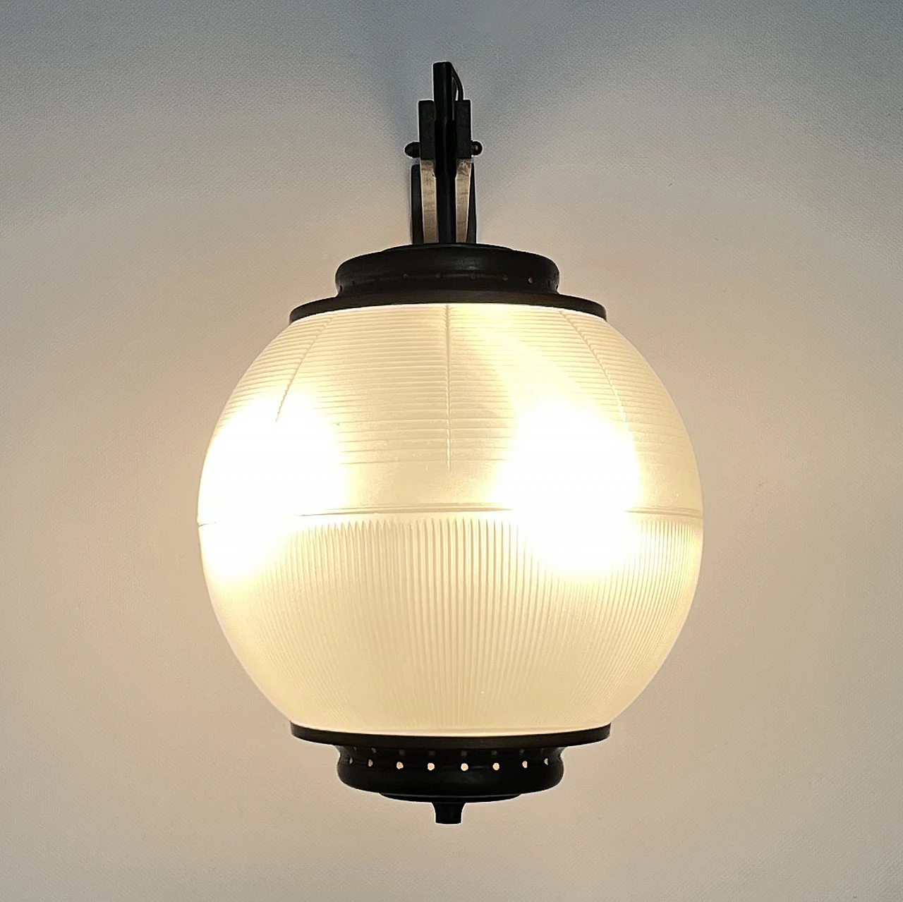 Lampada da parete anni '50 8