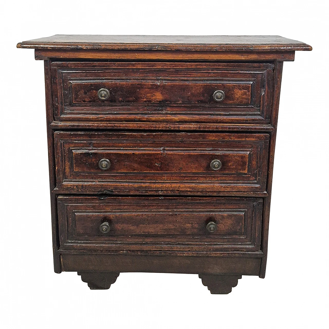 Small walnut chest with 3 drawers, 18th century 2