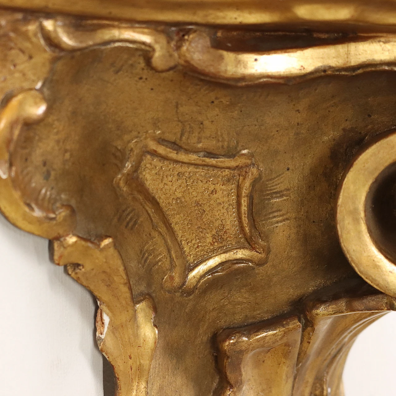 Pair of carved and gilded corbels, second half of the 19th century 6