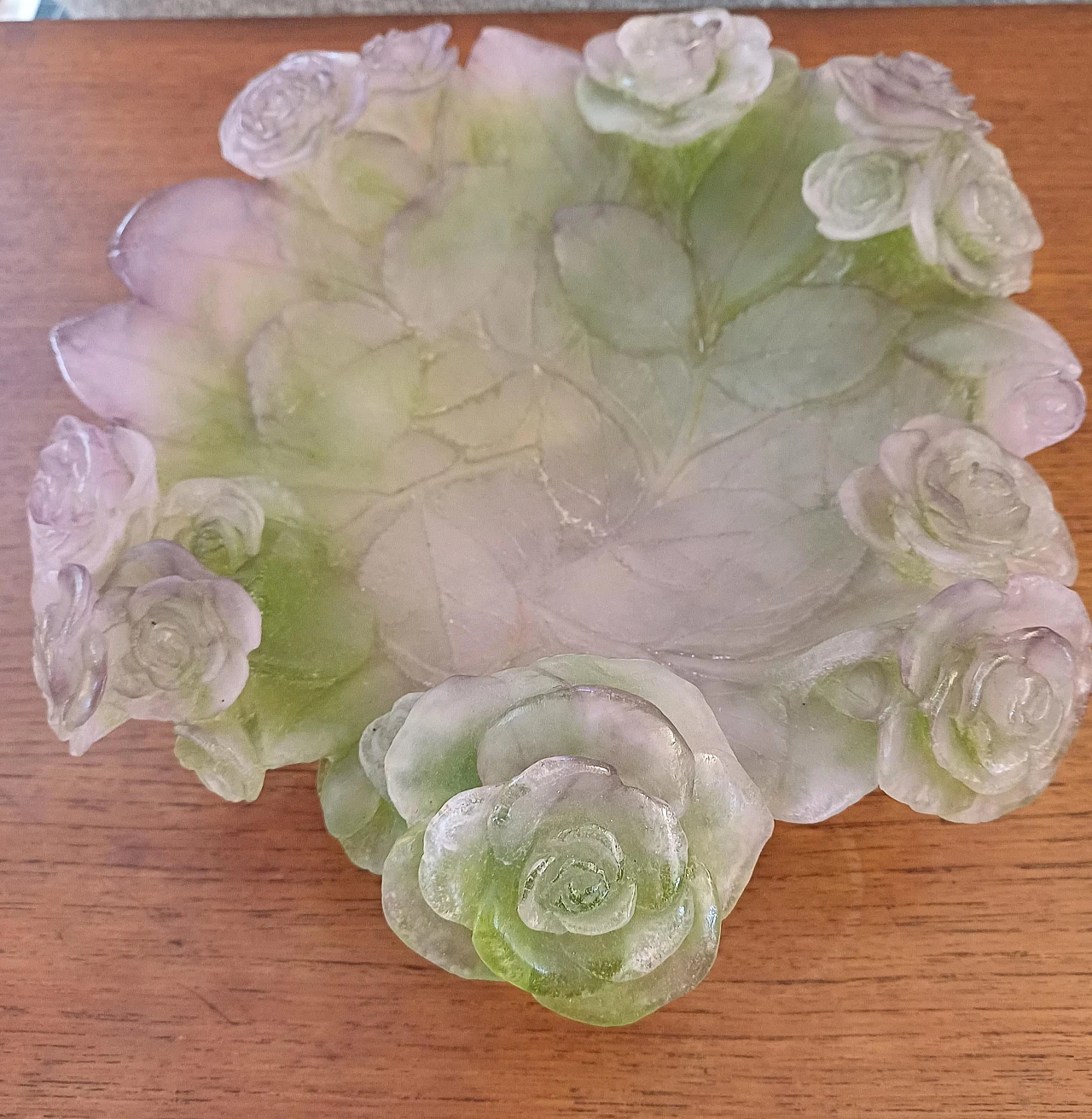 Sculptural bowl in pink glass paste, late 20th century 2