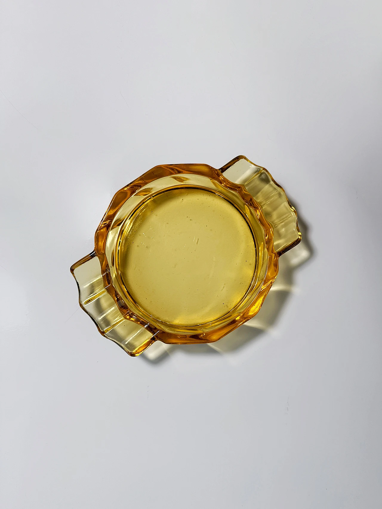 Art Deco amber ashtray by Stölzle Hermanova, 1930s 4