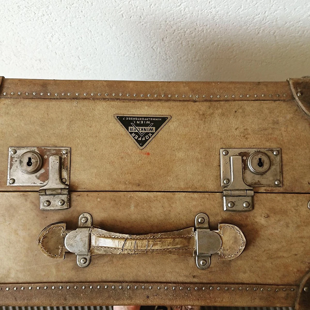 Parchment wardrobe trunk case, 1930s 4