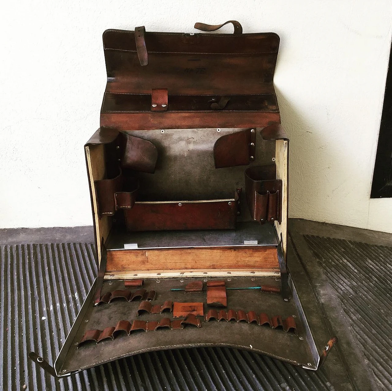 Parchment wardrobe trunk case, 1930s 5