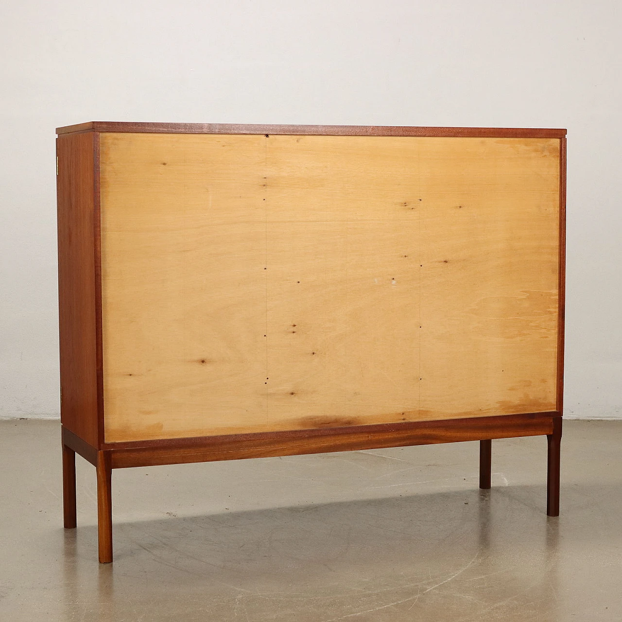 Credenza con vano bar in teak e legno massello di Wrighton, anni '60 9