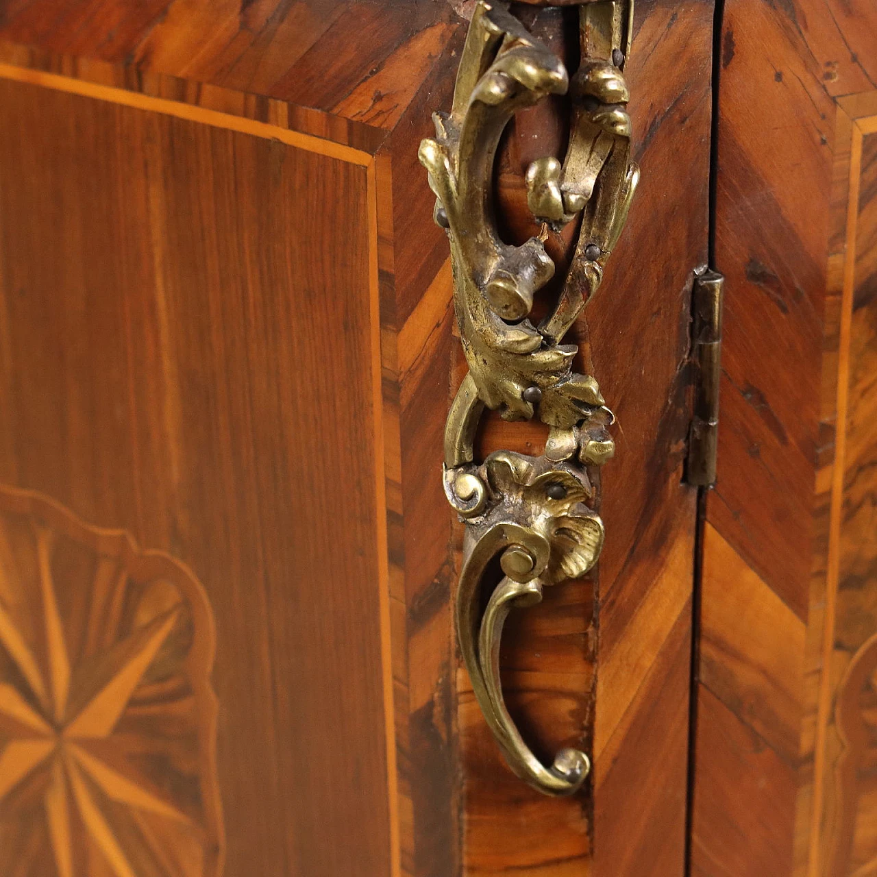 Baroque walnut, cherry and maple panelled bedside table, 18th century 7