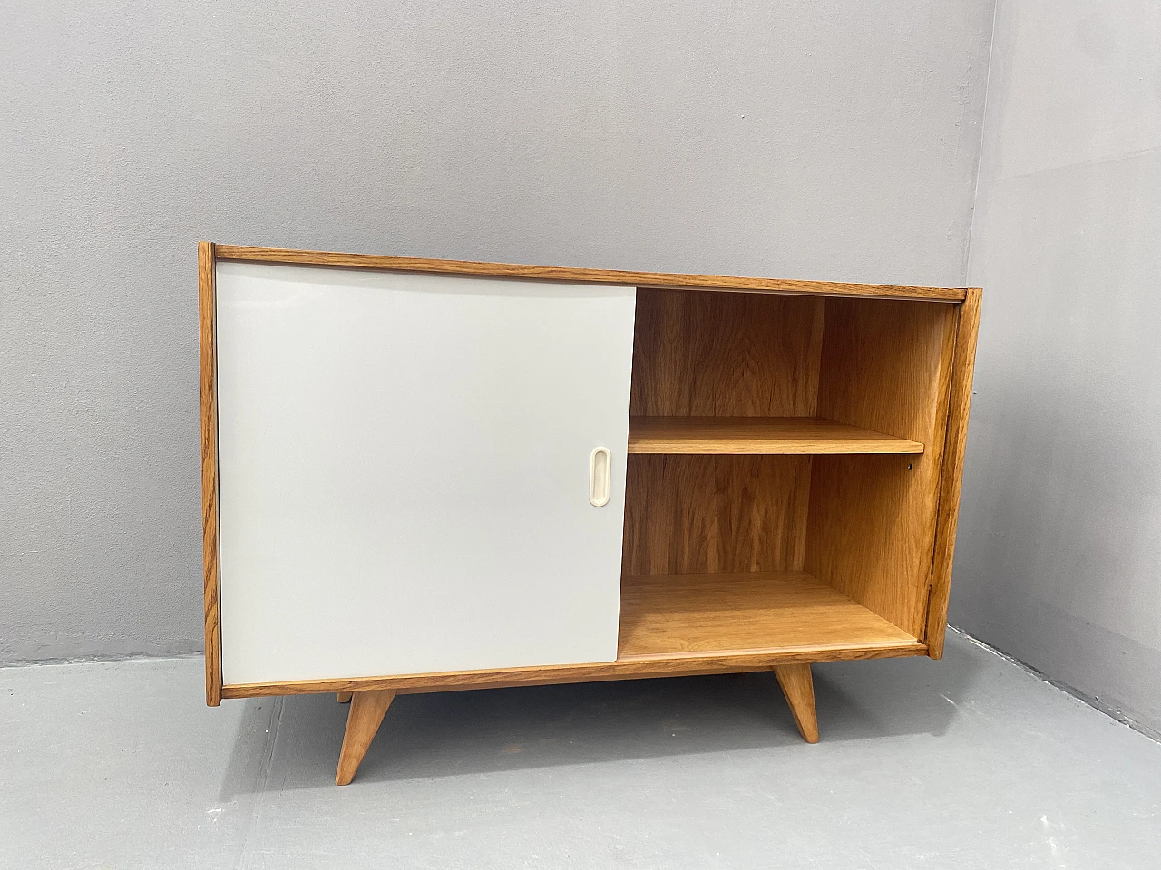 Credenza Mid Century U-452 di Jiří Jiroutek, anni '60, Cecoslovacchia 22