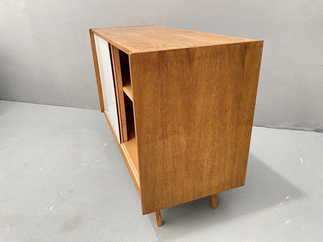 Credenza Mid Century U-452 di Jiří Jiroutek, anni '60, Cecoslovacchia 30