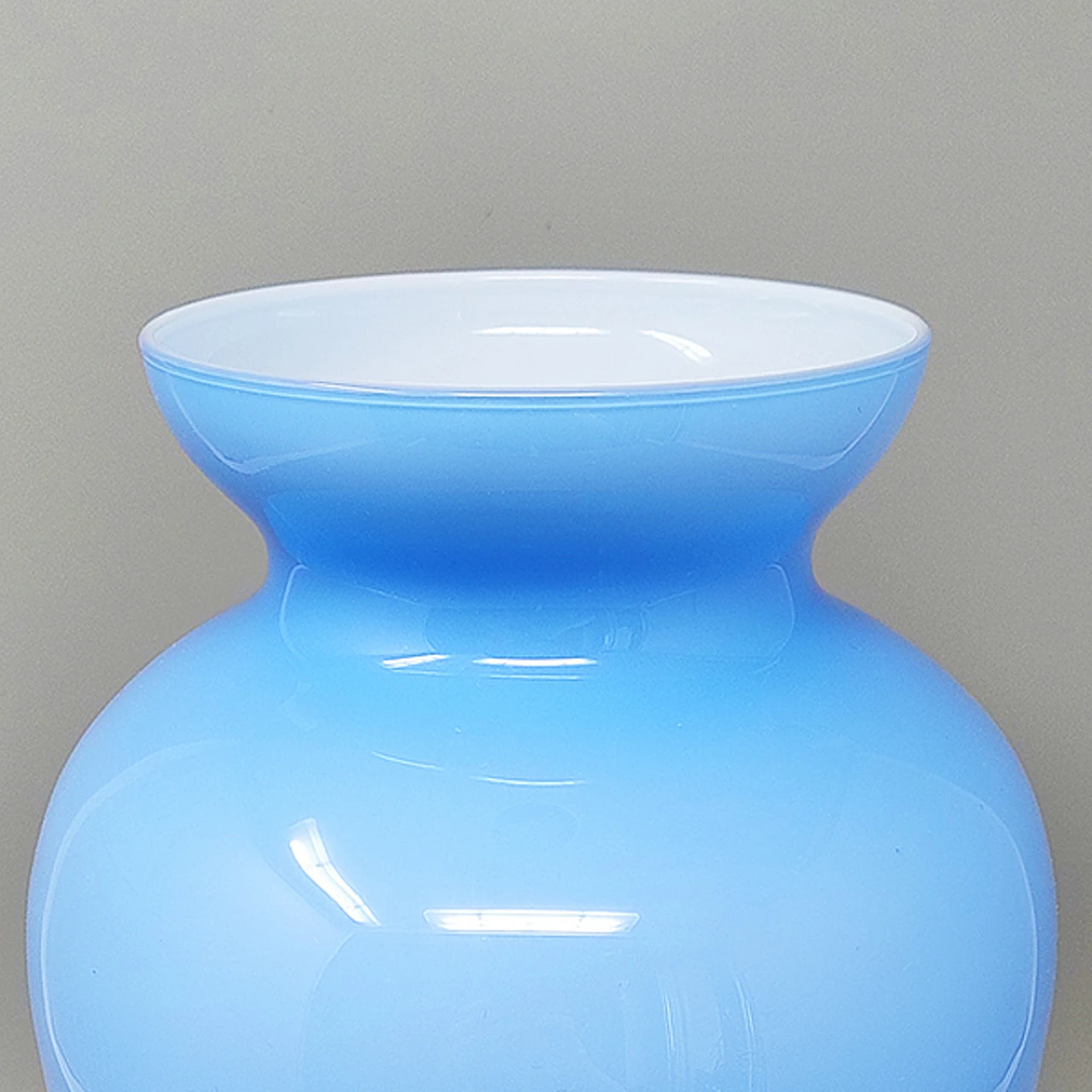 1960s Astonishing Blue Jackated Vase in Murano Glass. Made in Italy 5