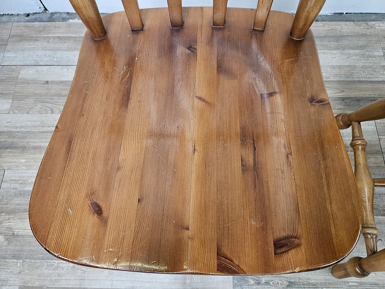 Pair of rustic wooden chairs, 80s 9