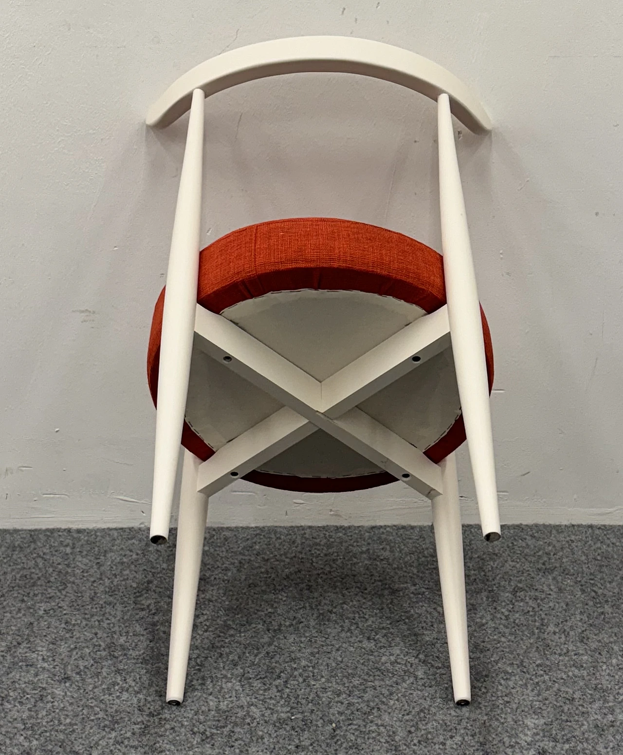 Sedia con sgabello rosso in stile scandinavo, anni '70 8