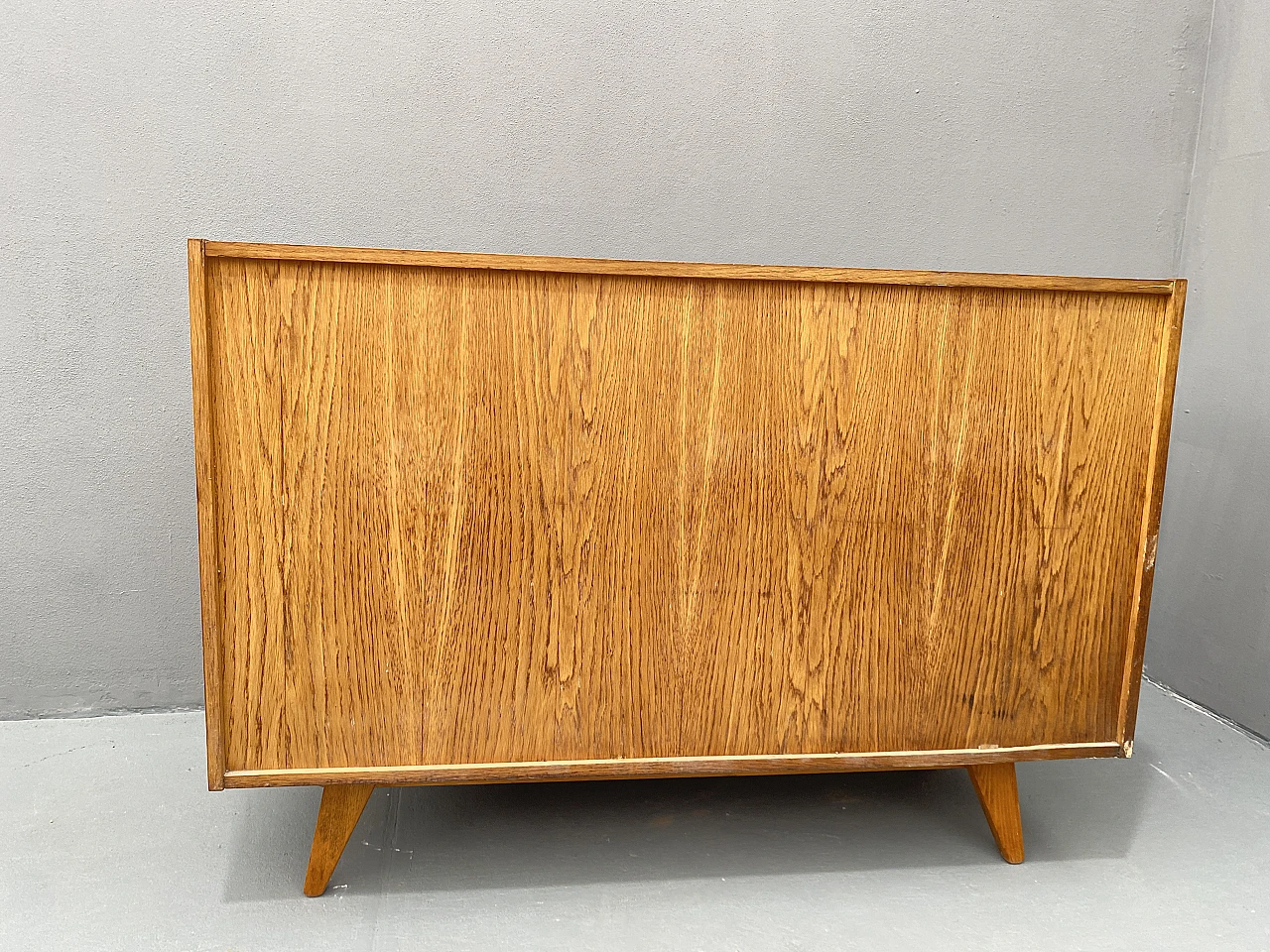 Credenza U-452 della metà del secolo completamente restaurata di Jiří Jiroutek, anni '60, C 27