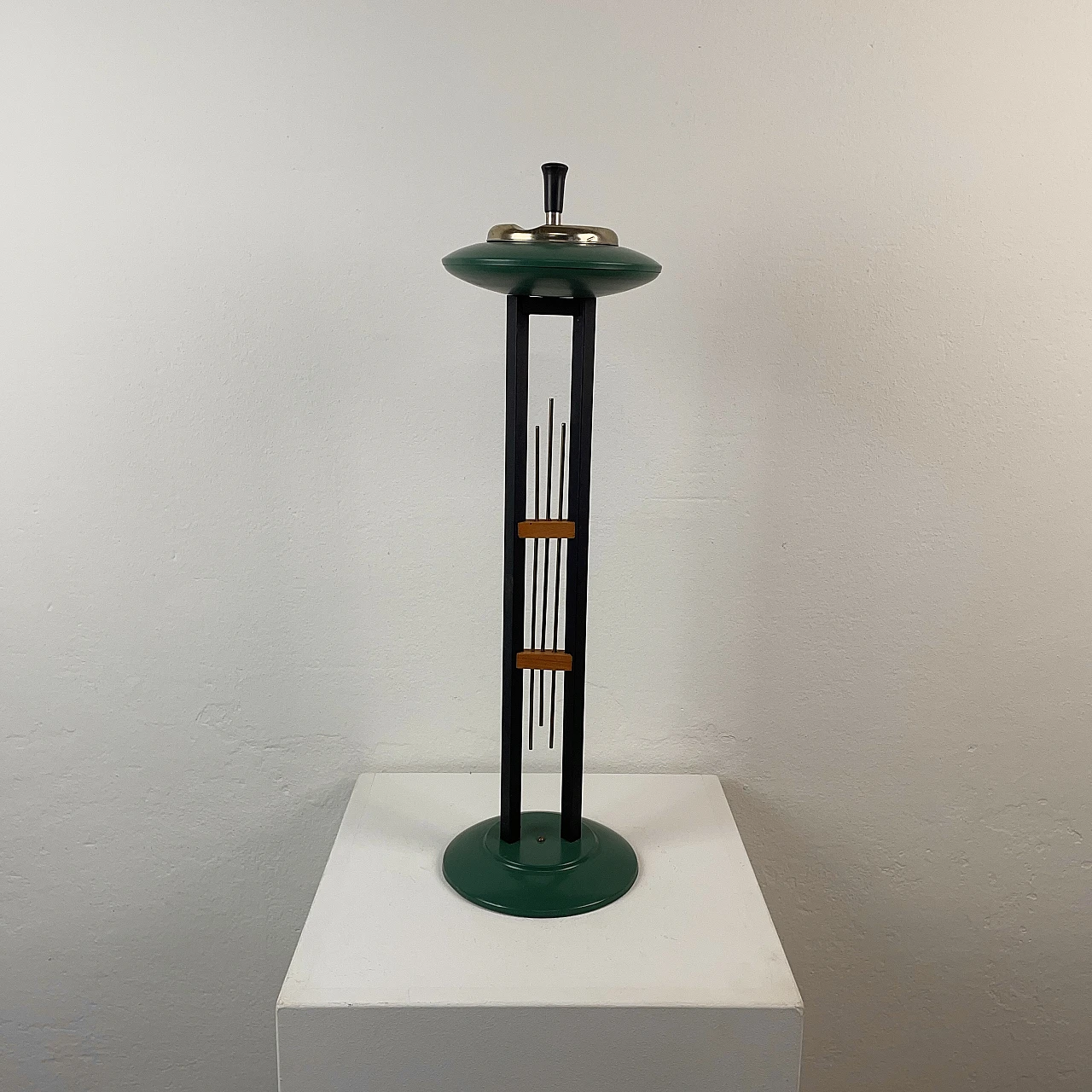 Green column ashtray, 60s 1