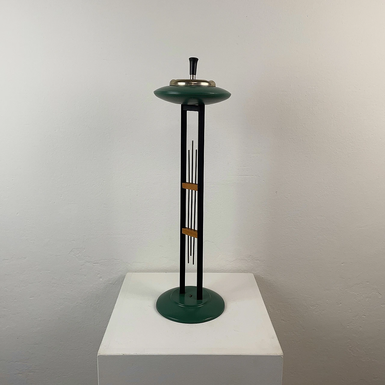 Green column ashtray, 60s 2