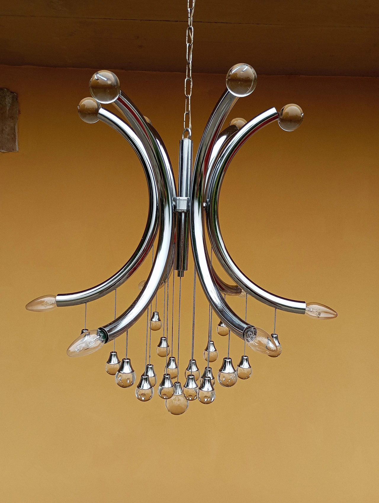 Chandelier chrome structure with glass spheres by Gaetano Sciolari, 1970s 9