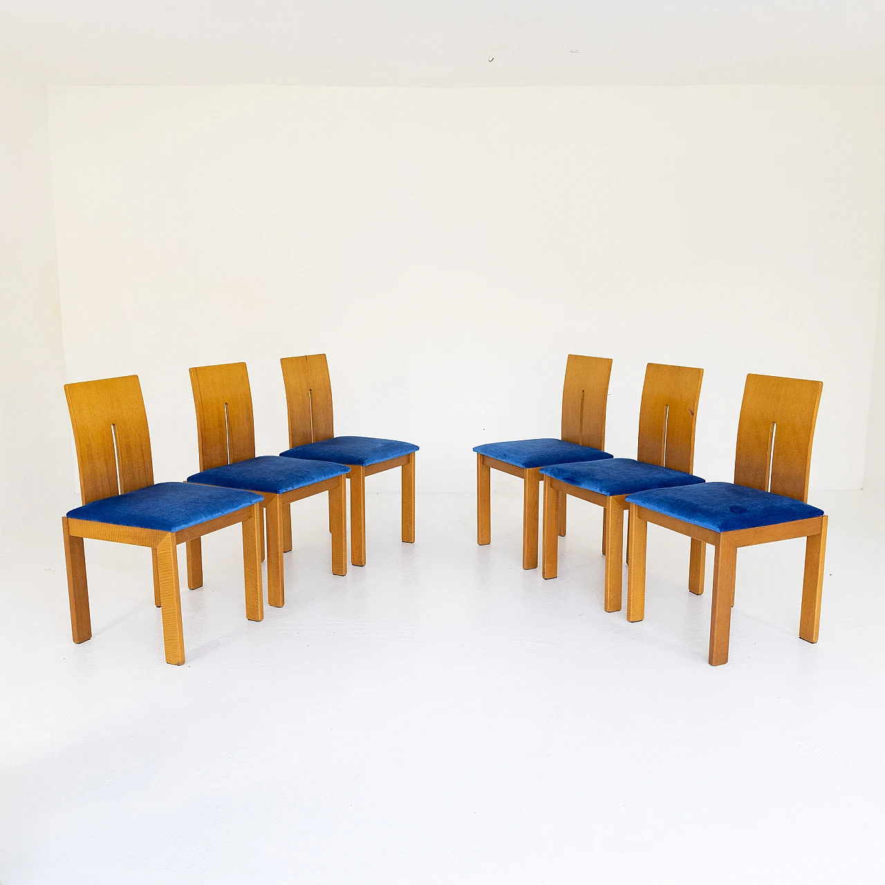 6 Chairs in cherry wood and blue velvet, 1980s 2