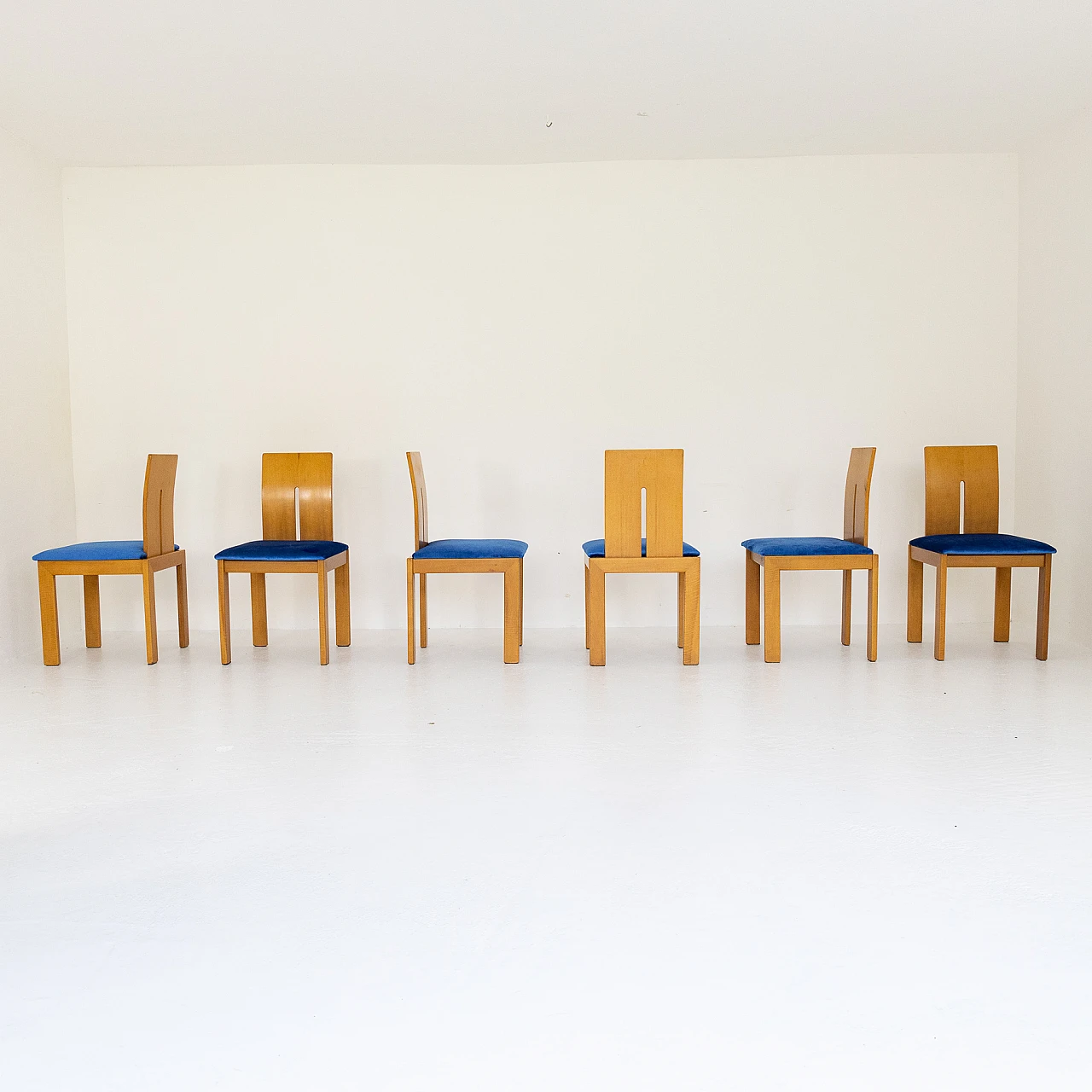 6 Chairs in cherry wood and blue velvet, 1980s 3