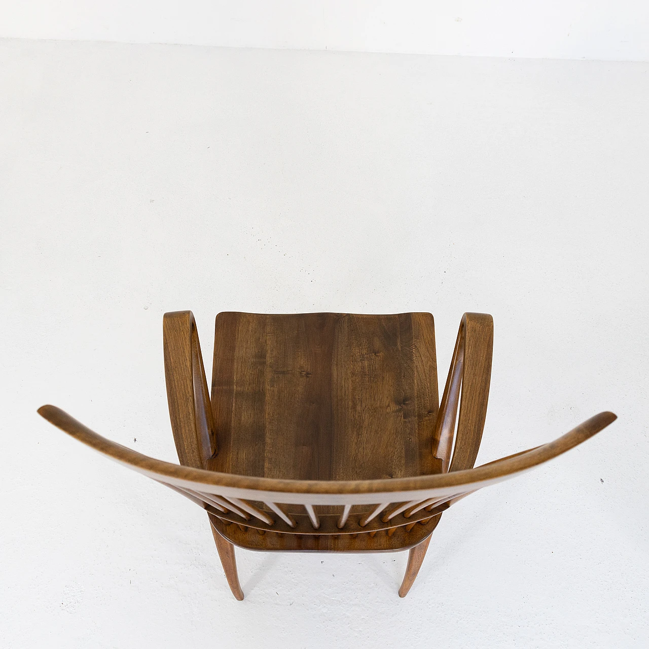 Pair of shaped walnut armchairs by Maurizio Tempestini, 1950s 9