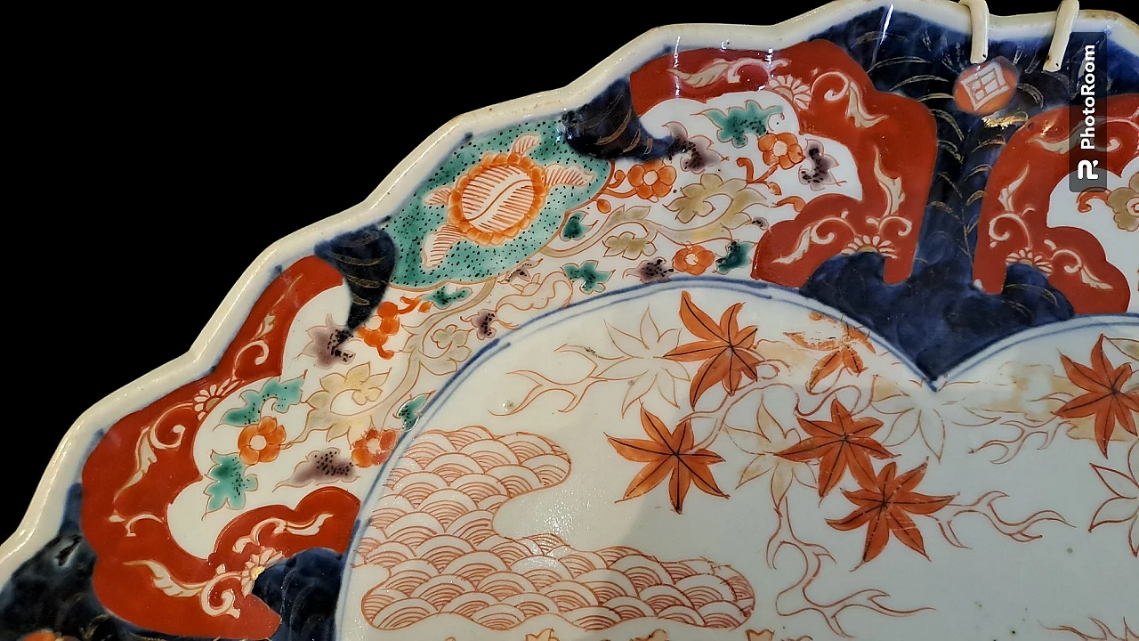 Pair of Japanese Imari fan ceramic plates, 19th century 4