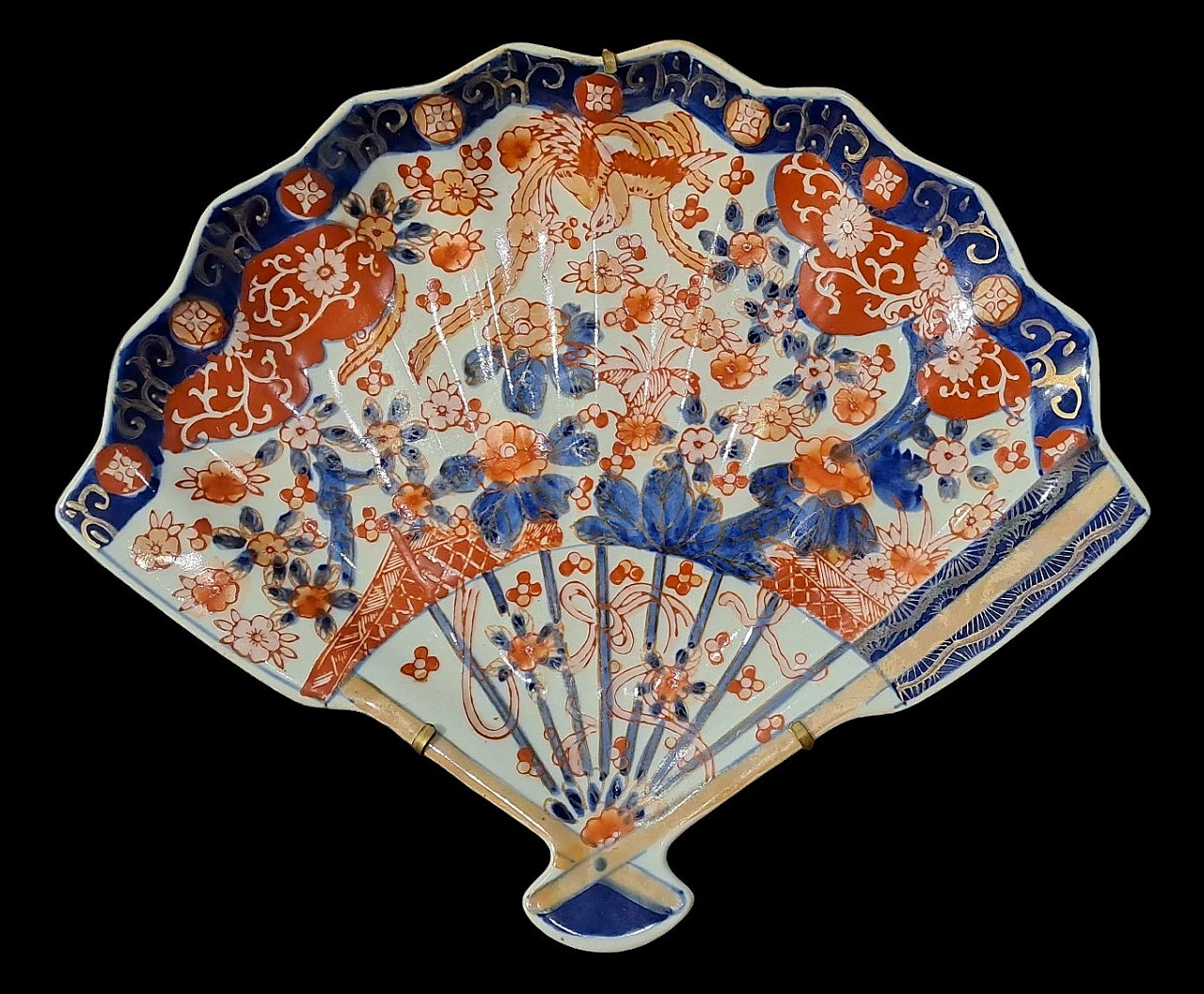 4 Japanese Imari porcelain fan plates , 19th century 4