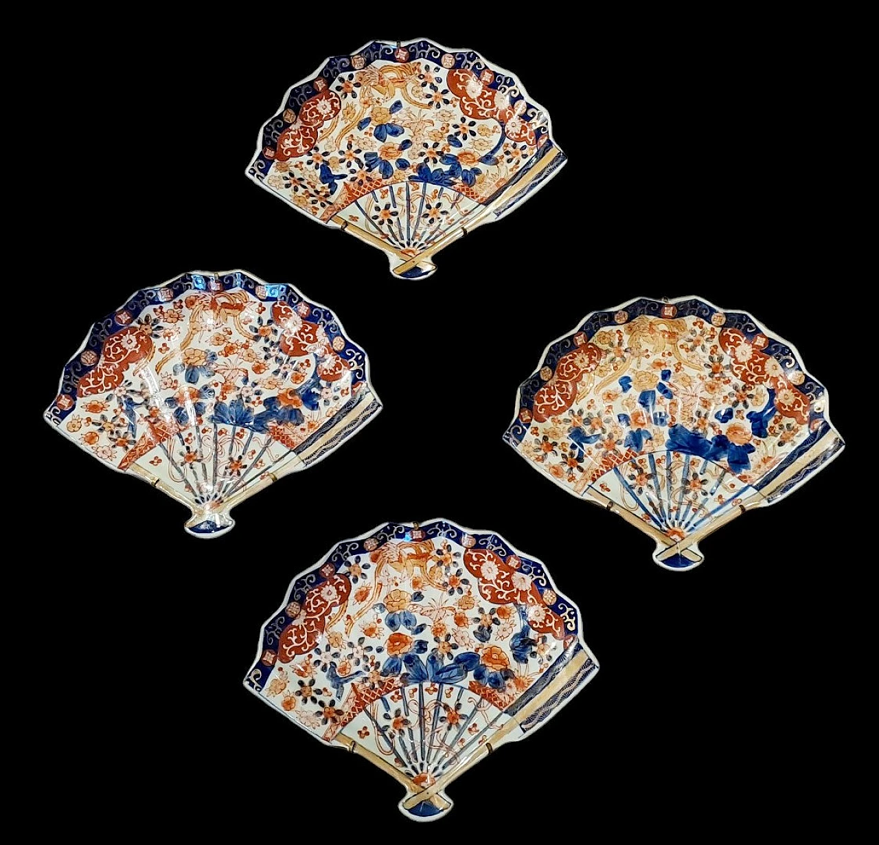 Set di 4 piatti a ventaglio in ceramica giapponese Imari, ‘800 10