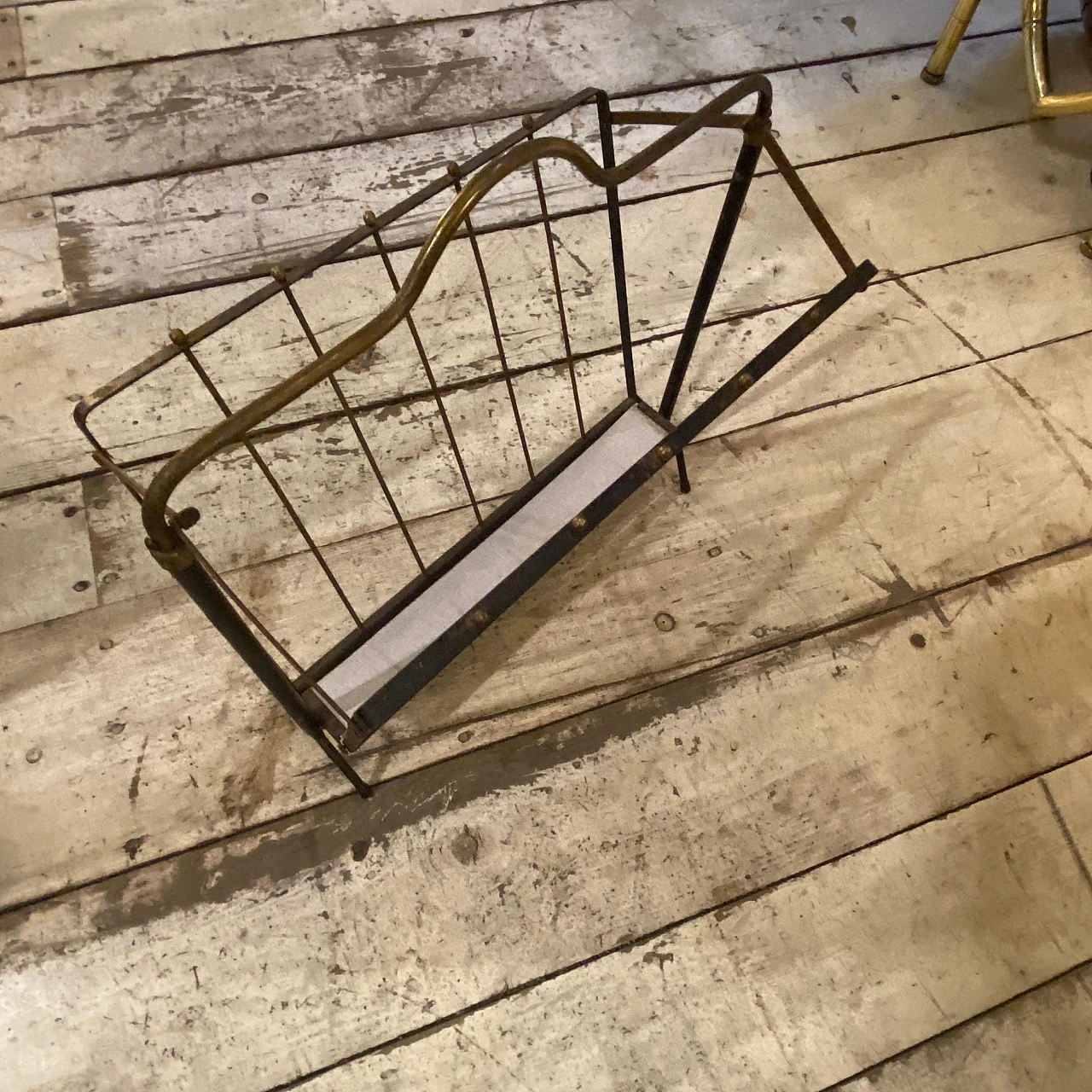 Black painted iron and brass magazine rack, 1950s 4