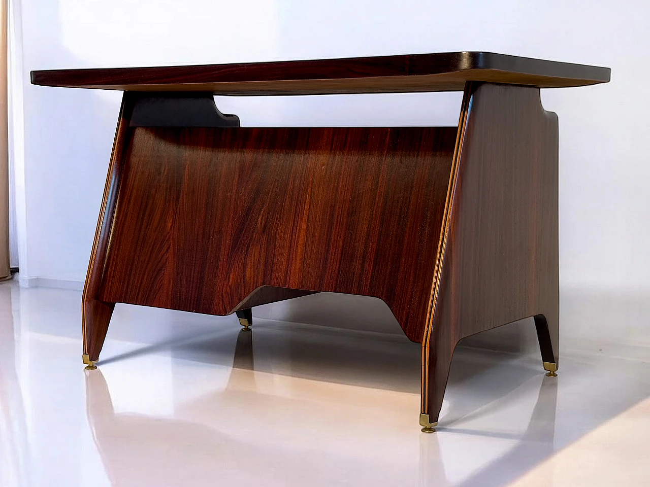 Italian Mid-Century Writing Desk by Vittorio Dassi, 1950s 51