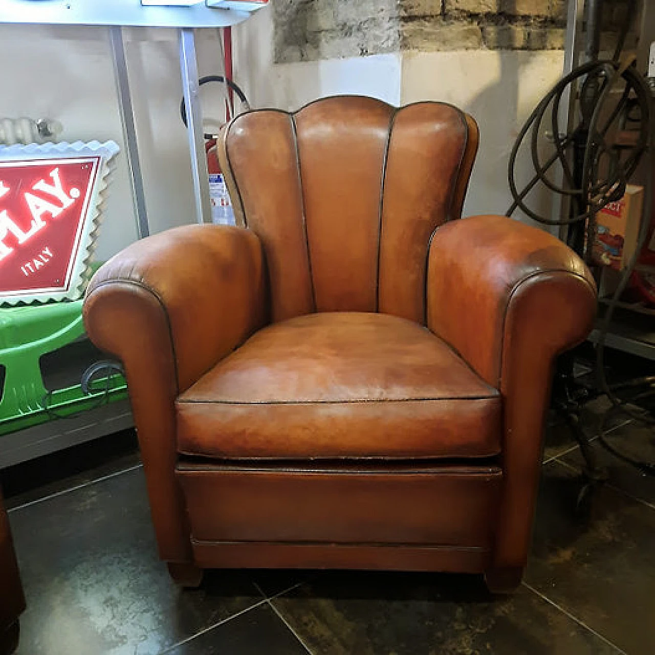 Leather armchair, 1930s 1