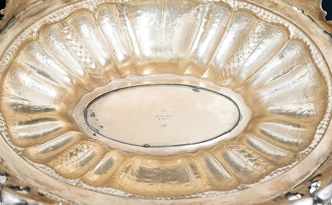 Centrepiece in solid sculptured silver with 800 hallmark, 20th century 5