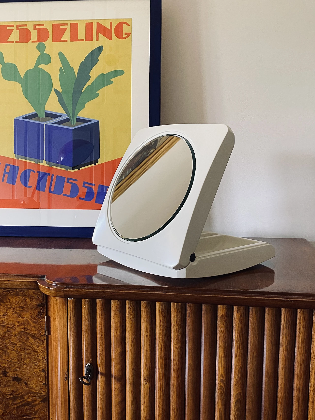 White Table Mirror / Vanity, Italy ca. 1970 3