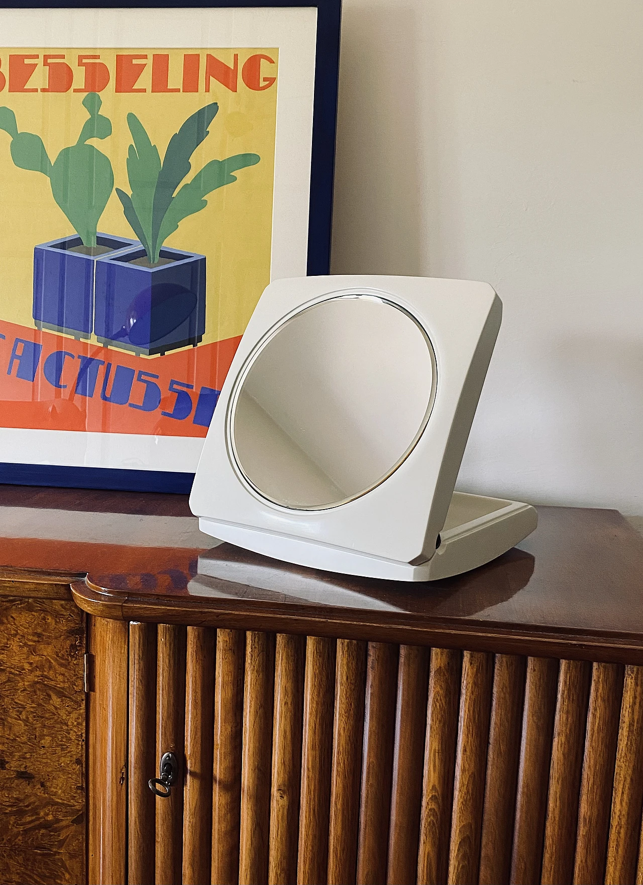 White Table Mirror / Vanity, Italy ca. 1970 4