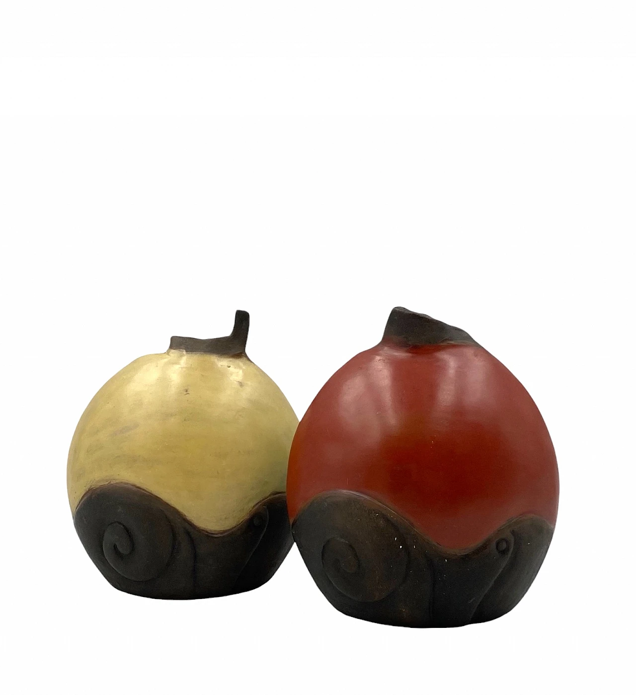 Pair of earthenware vases by Wilmer W Ramirez, 1990s 10