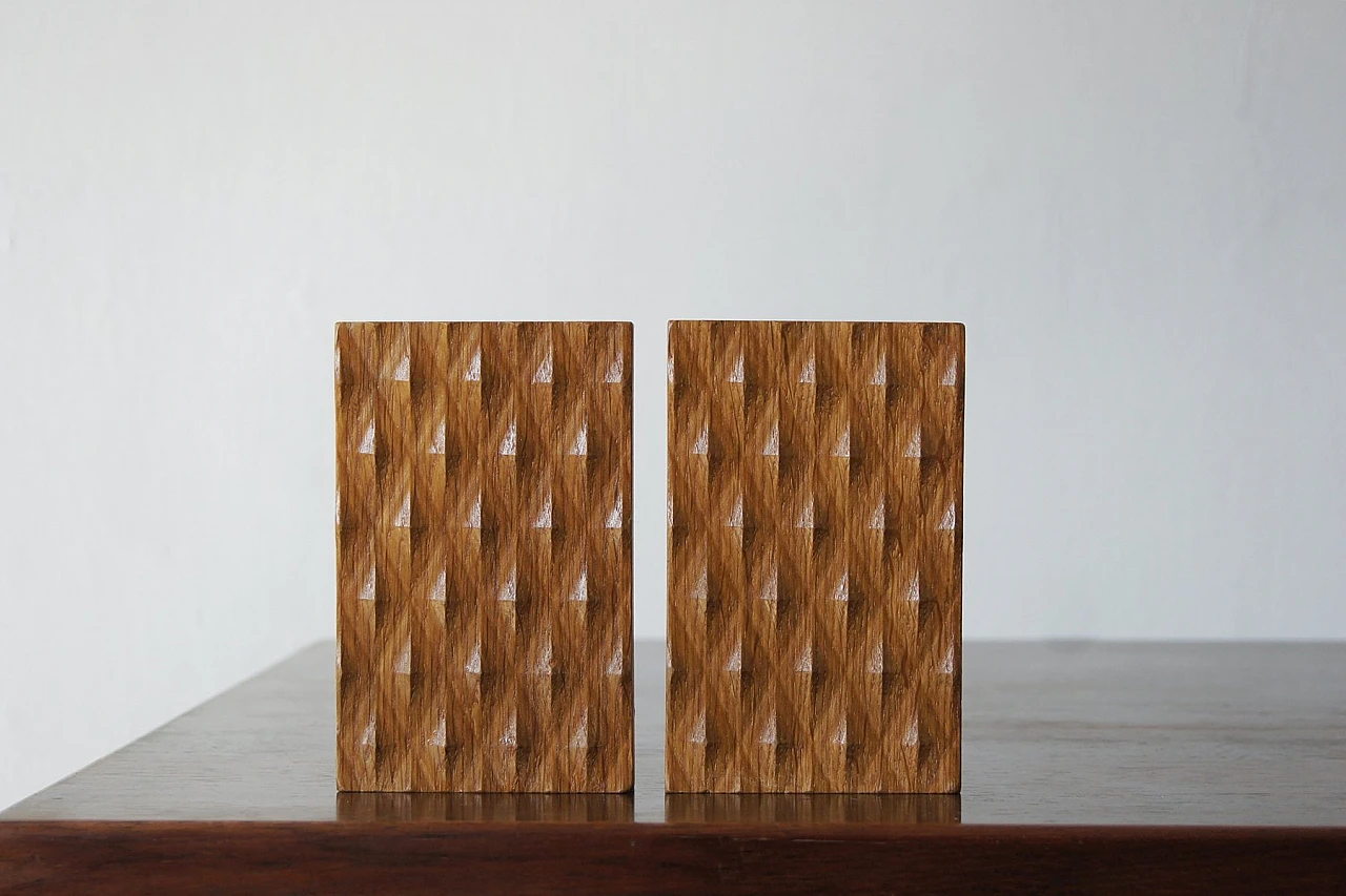 Pair of Mid-Century wooden bookends, 1960s 1