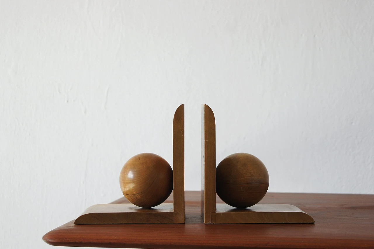 Pair of Mid-Century wooden bookends, 1950s 1