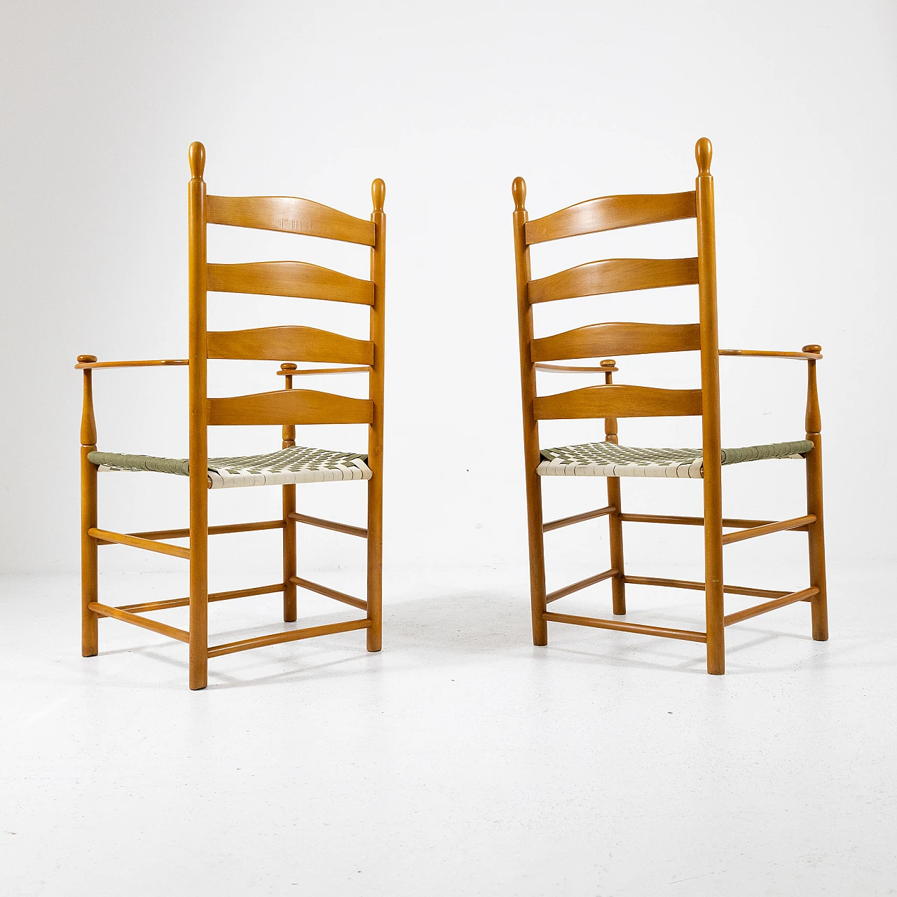 Pair of armchairs from the Shakers series, for De Padova 12