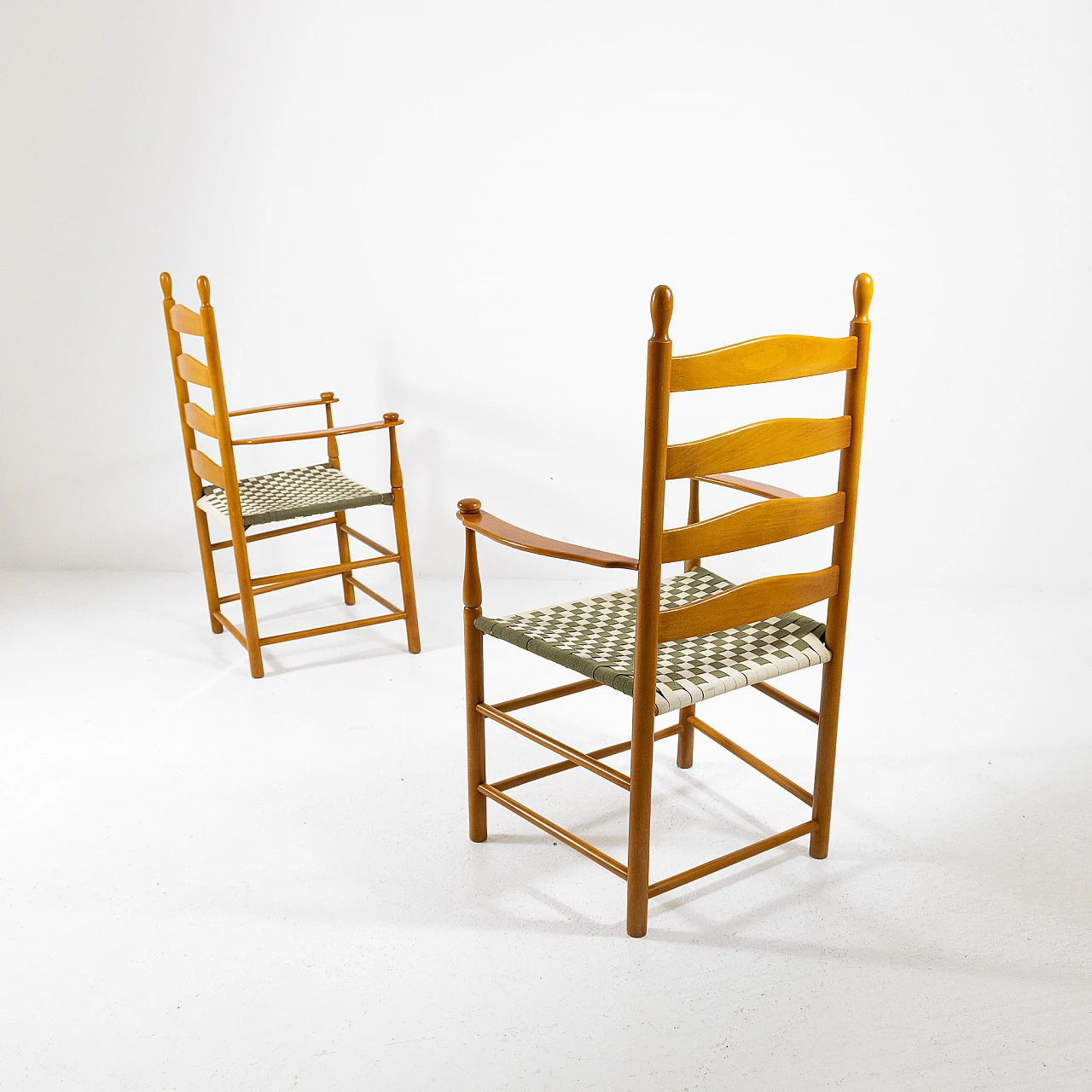 Pair of armchairs from the Shakers series, for De Padova 15