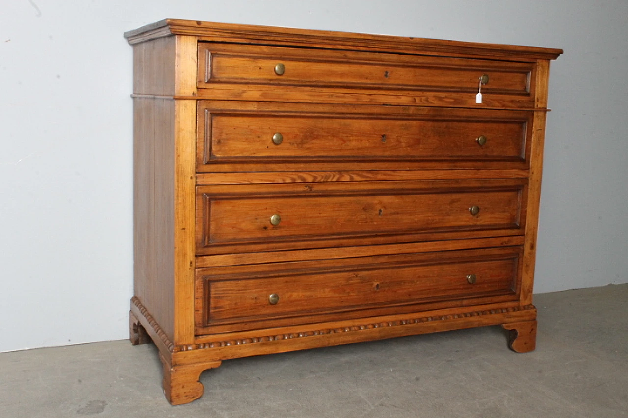 Rustic Tuscan chest of drawers in solid wood, 19th century 3