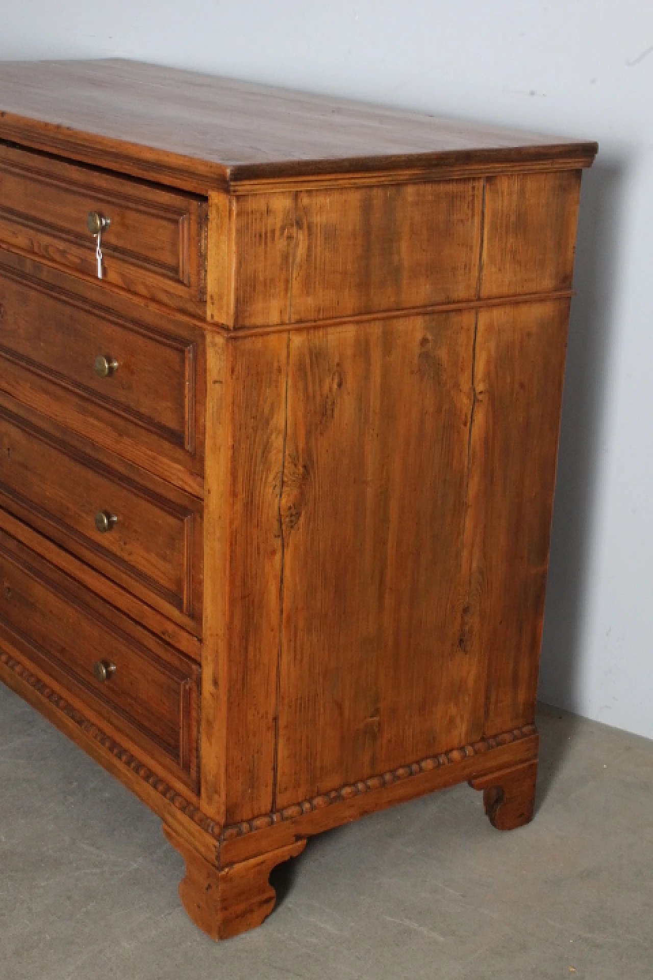 Rustic Tuscan chest of drawers in solid wood, 19th century 13