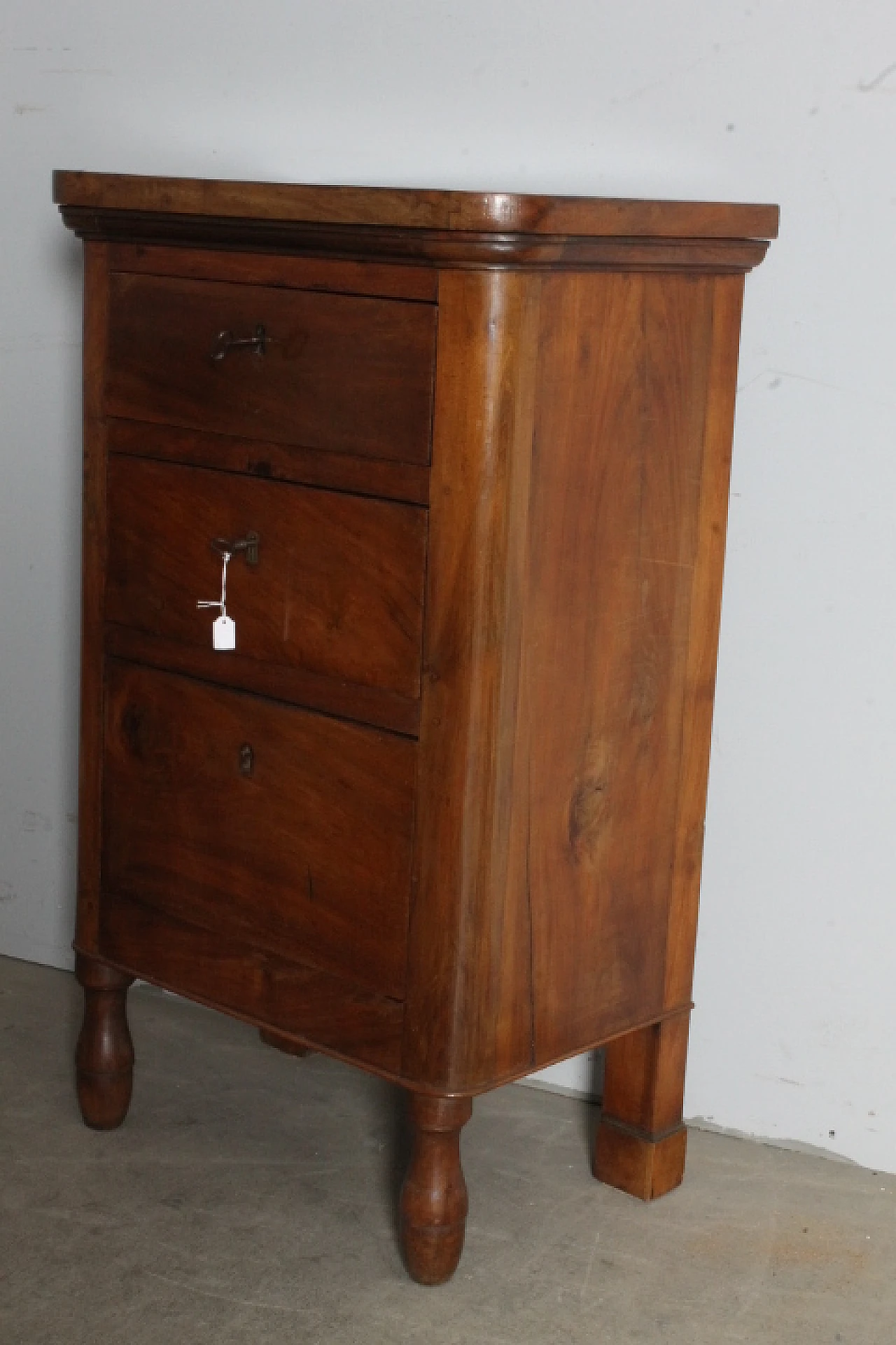 Lombard Charles X three-drawer sideboard in solid walnut, 1820 13