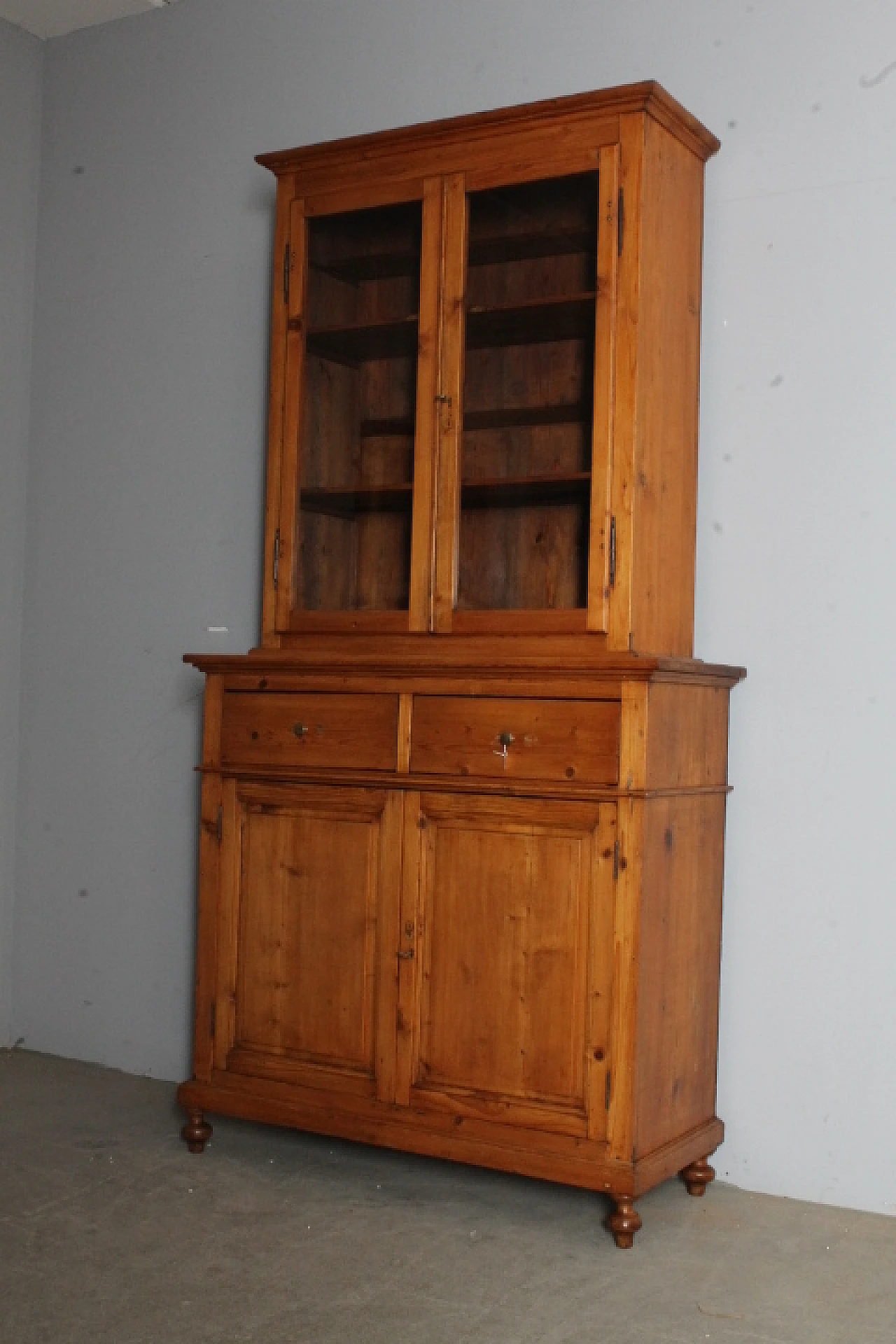 Tuscan rustic natural wood cupboard, 19th century 1