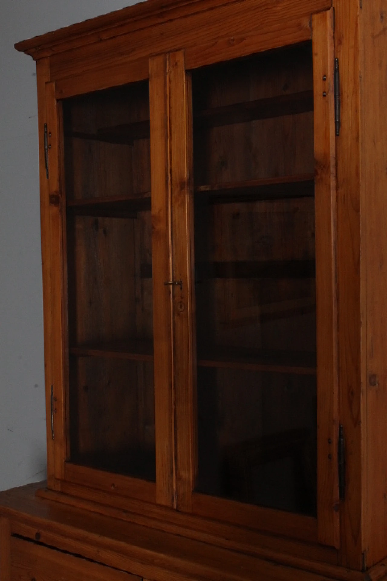 Tuscan rustic natural wood cupboard, 19th century 7