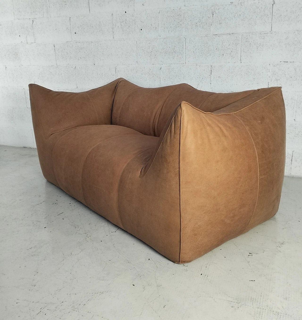 Le Bambole natural leather sofa by Mario Bellini for B&B Italia 1970s 7