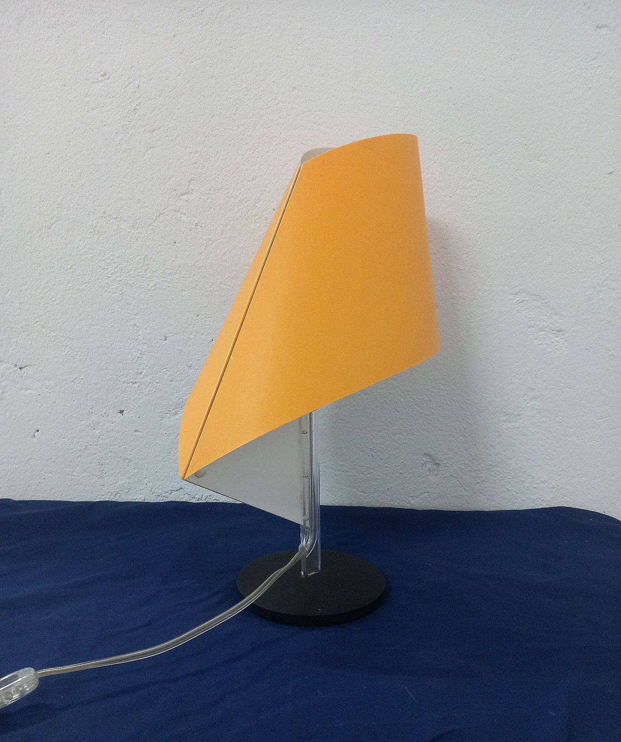 Nautilus table lamp by Luce, 1994 3