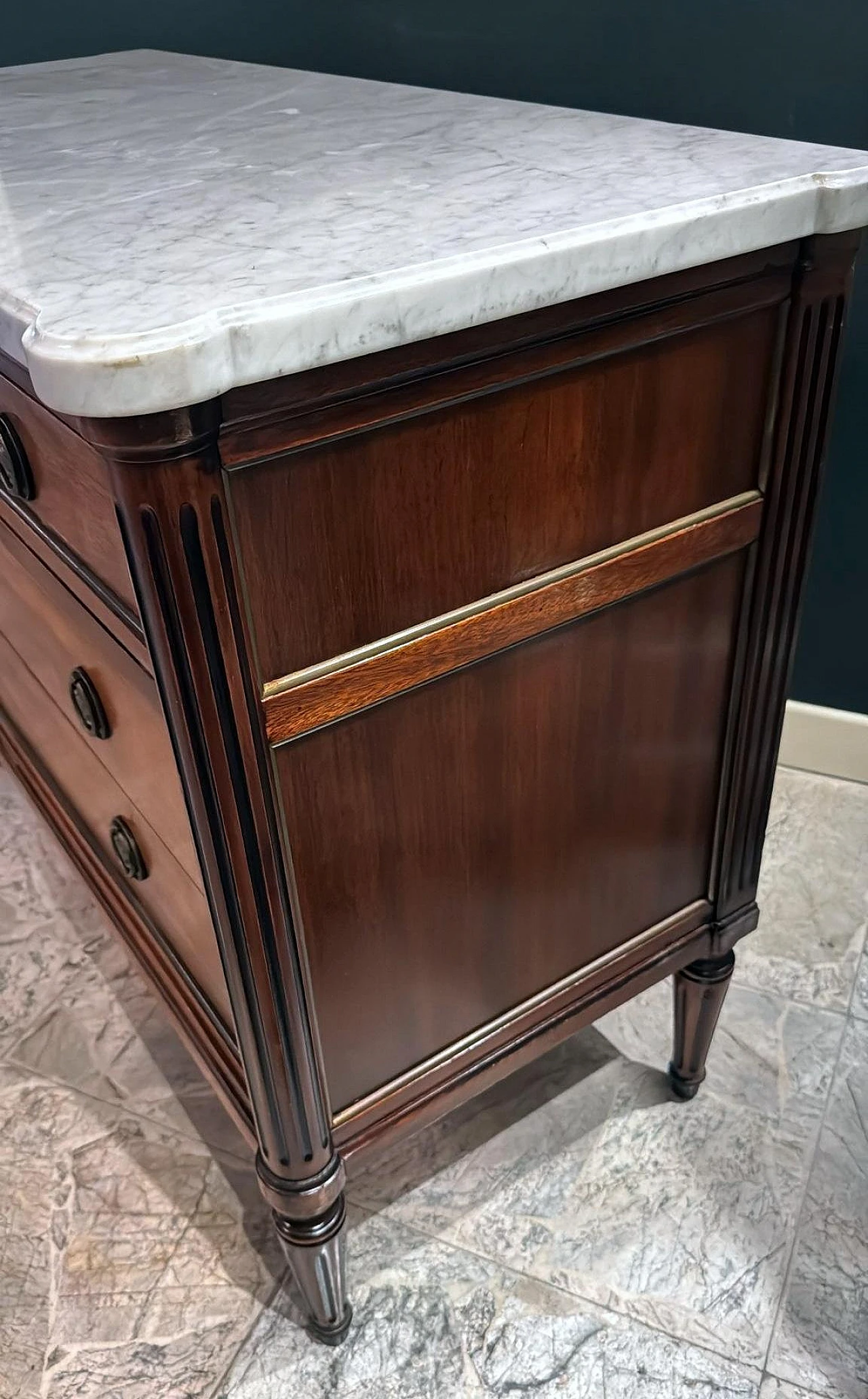 Louis XVI wooden chest of drawers with marble top, early 20th century 9